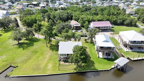 $480,000 | 424 Riverview Drive, Bay St. Louis, MS 39520