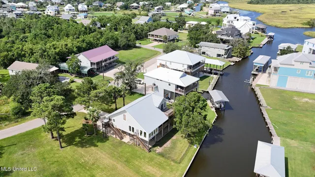 $498,000 | 424 Riverview Drive, Bay St. Louis, MS 39520