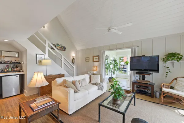 $480,000 | 424 Riverview Drive, Bay St. Louis, MS 39520