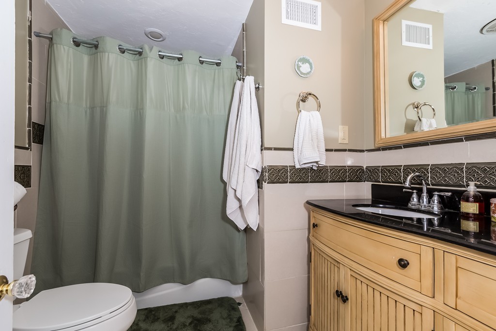 8 Cedar Park Road Sharon, MA 02067 - Photo 9 of 20 Gallery Image 9