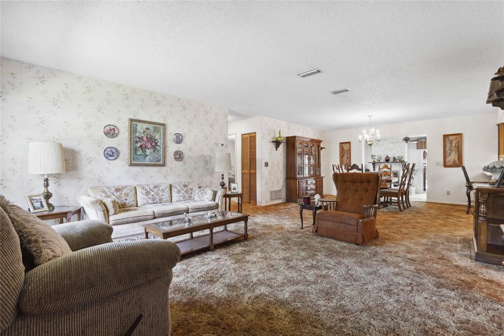 1470 Ridgewood Street DeLand, FL 32720 - Photo 5 of 32 Plenty of space