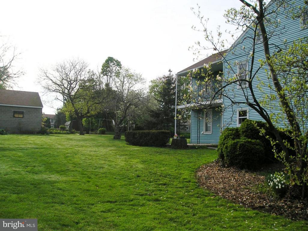 1318 Sandhill Road Lebanon, PA 17046 - Photo 3 of 7 Gallery Image 3