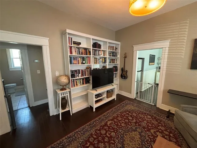 $2,400 | 107 West Wilder Avenue, Tampa, FL 33603