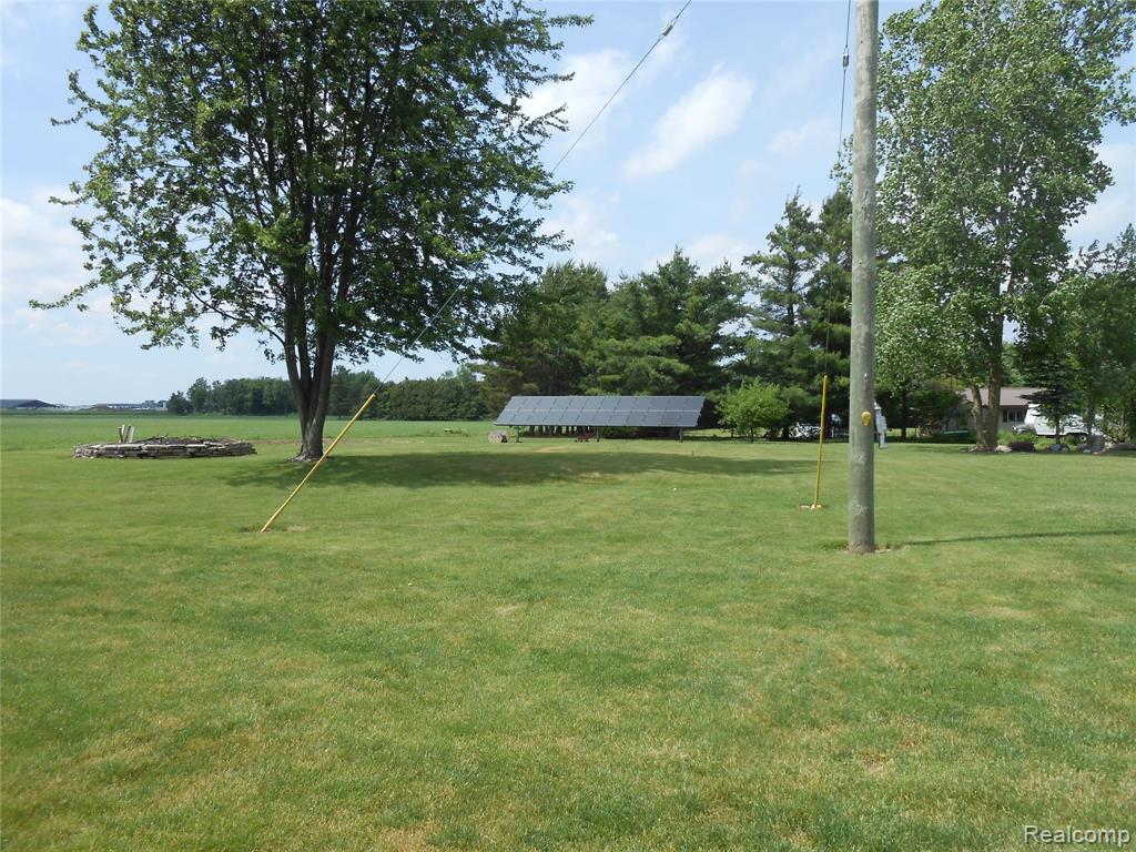 249 North Gates Road Sandusky, MI 48471 - Photo 8 of 33