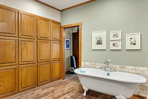 $1,425,000 | 3165 Farm To Market 51, Bluff Dale, TX 76433