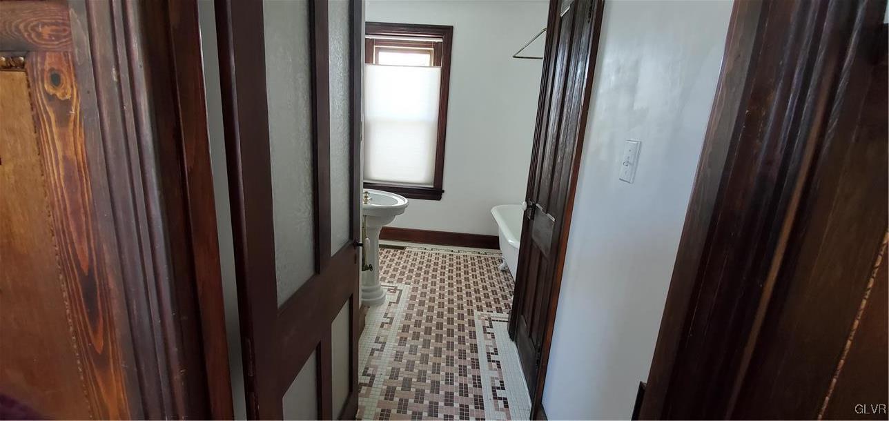 3217 Bingen Road Bethlehem, PA 18015 - Photo 31 of 33 Full bath
