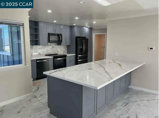 $900,000 | 919 Elm Drive, Rodeo, CA 94572