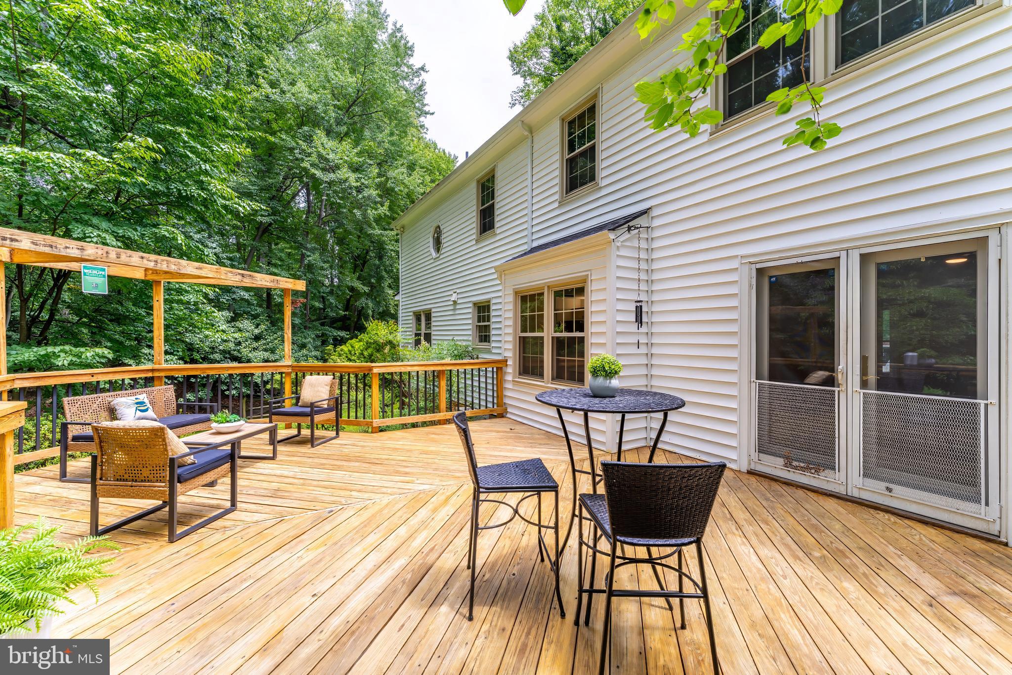 11488 Bingham Terrace Reston, VA 20191 - Photo 35 of 59