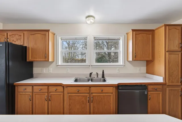 $339,250 | 113 Turkey Lane, Livermore, ME 04253