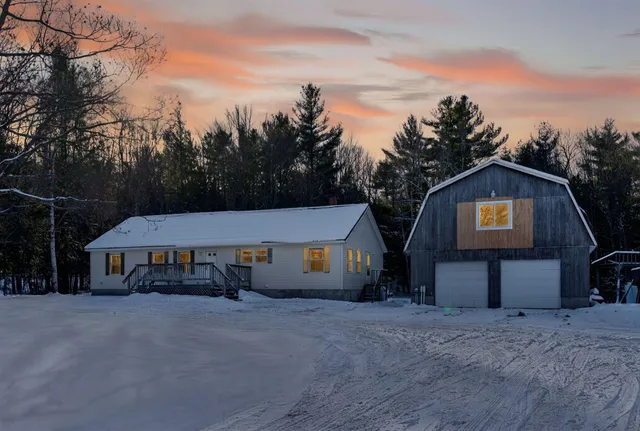 $339,250 | 113 Turkey Lane, Livermore, ME 04253