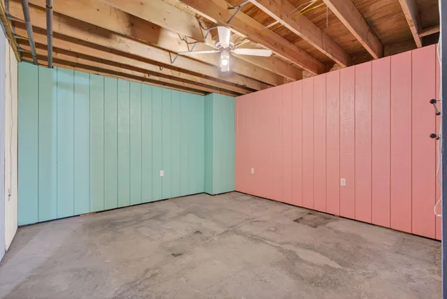 $339,250 | 113 Turkey Lane, Livermore, ME 04253