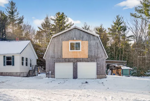 $339,250 | 113 Turkey Lane, Livermore, ME 04253