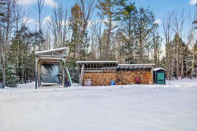 $339,250 | 113 Turkey Lane, Livermore, ME 04253