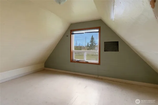 $985,000 | 40216 264th Avenue Southeast, Enumclaw, WA 98022