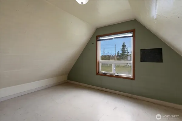 $985,000 | 40216 264th Avenue Southeast, Enumclaw, WA 98022