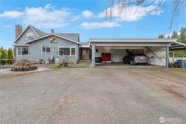 $985,000 | 40216 264th Avenue Southeast, Enumclaw, WA 98022