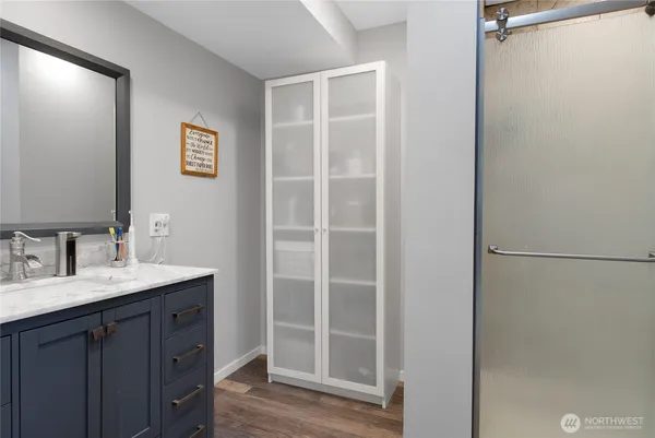 $985,000 | 40216 264th Avenue Southeast, Enumclaw, WA 98022