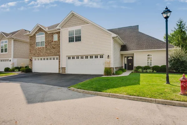 $365,000 | 5087 Dinard Way, Unit 104, Columbus, OH 43221