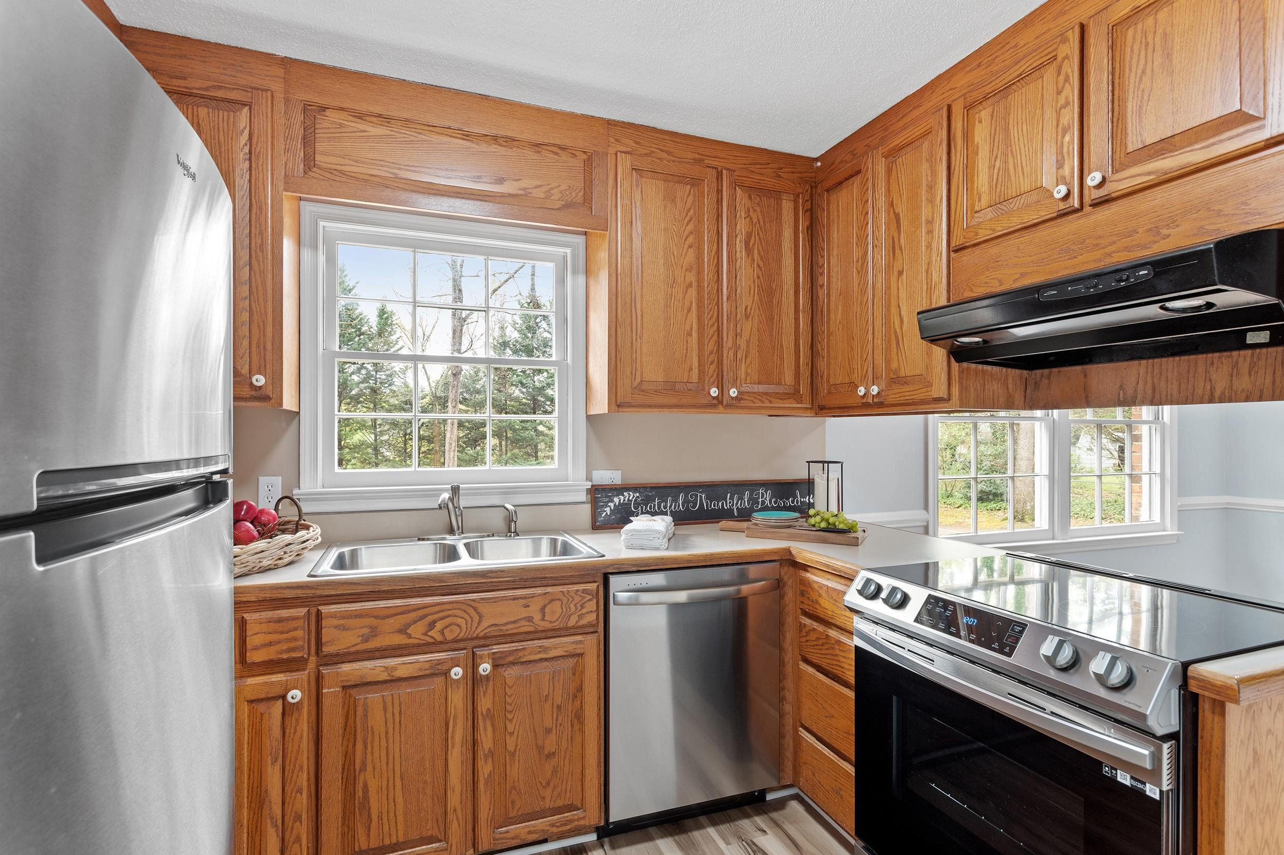 4108 Willow Oak Road Raleigh, NC 27604 - Photo 15 of 35 Kitchen