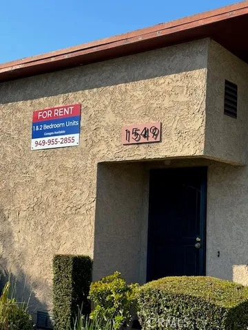 a close view of door