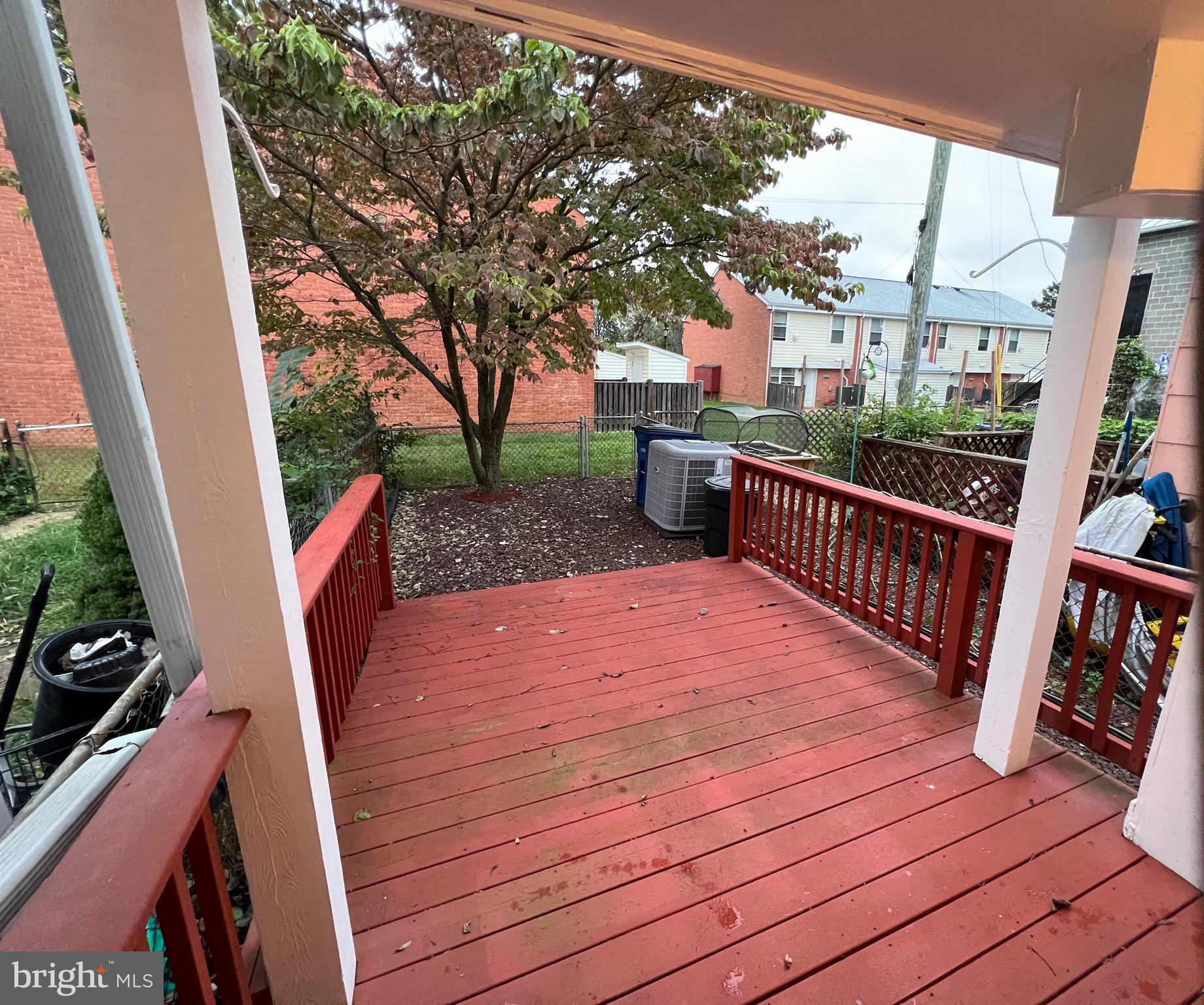 76 Clay Street Annapolis, MD 21401 - Photo 25 of 26 Deck view to common element