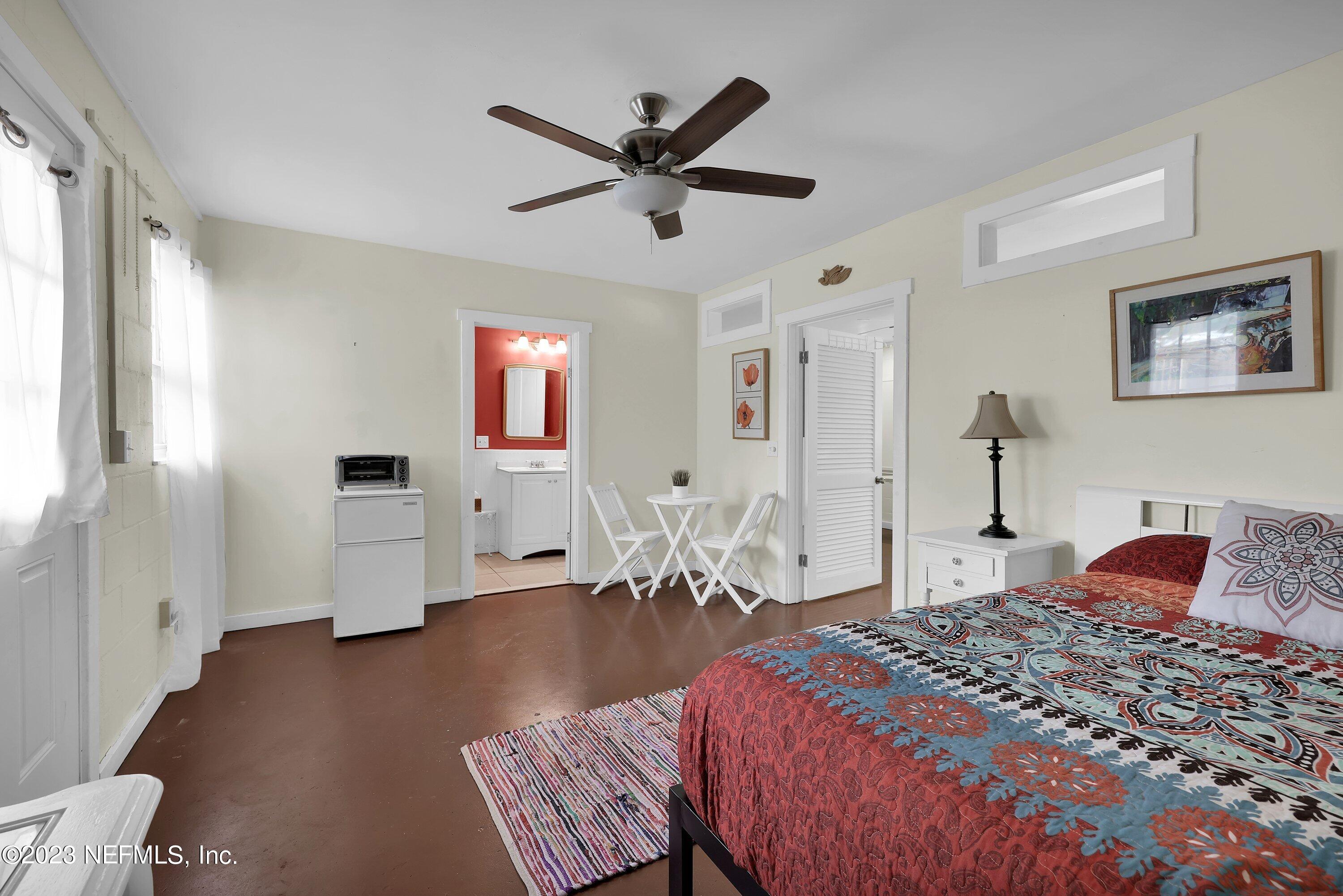 4 Florida Avenue St. Augustine, FL 32084 - Photo 22 of 52 a bedroom with a bed and window