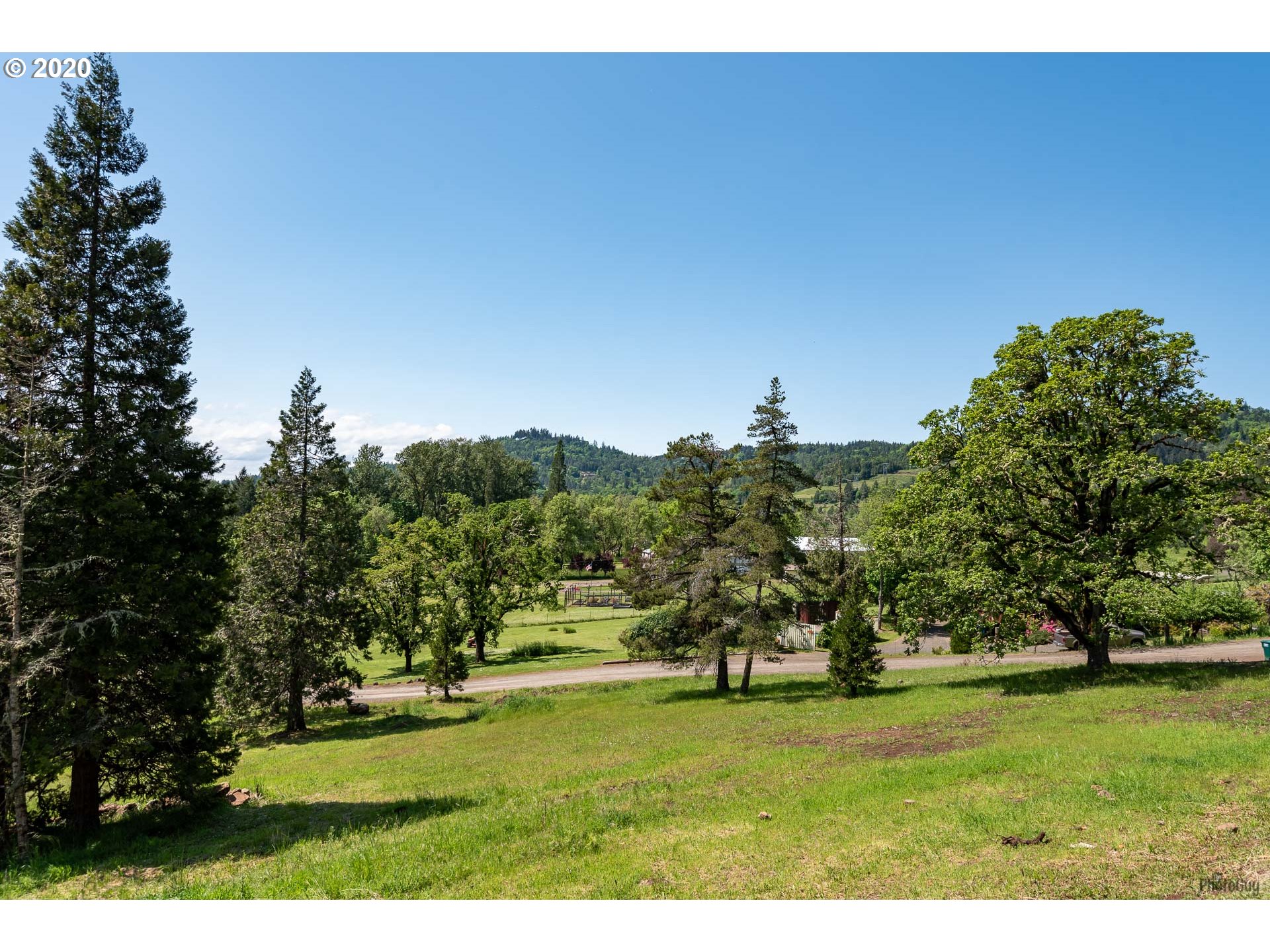 36487 Camp Creek Road Springfield, OR 97478 - Photo 4 of 32