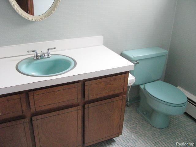188 Church Street Romeo, MI 48065 - Photo 12 of 25 Church #12 Half Bath.jpg