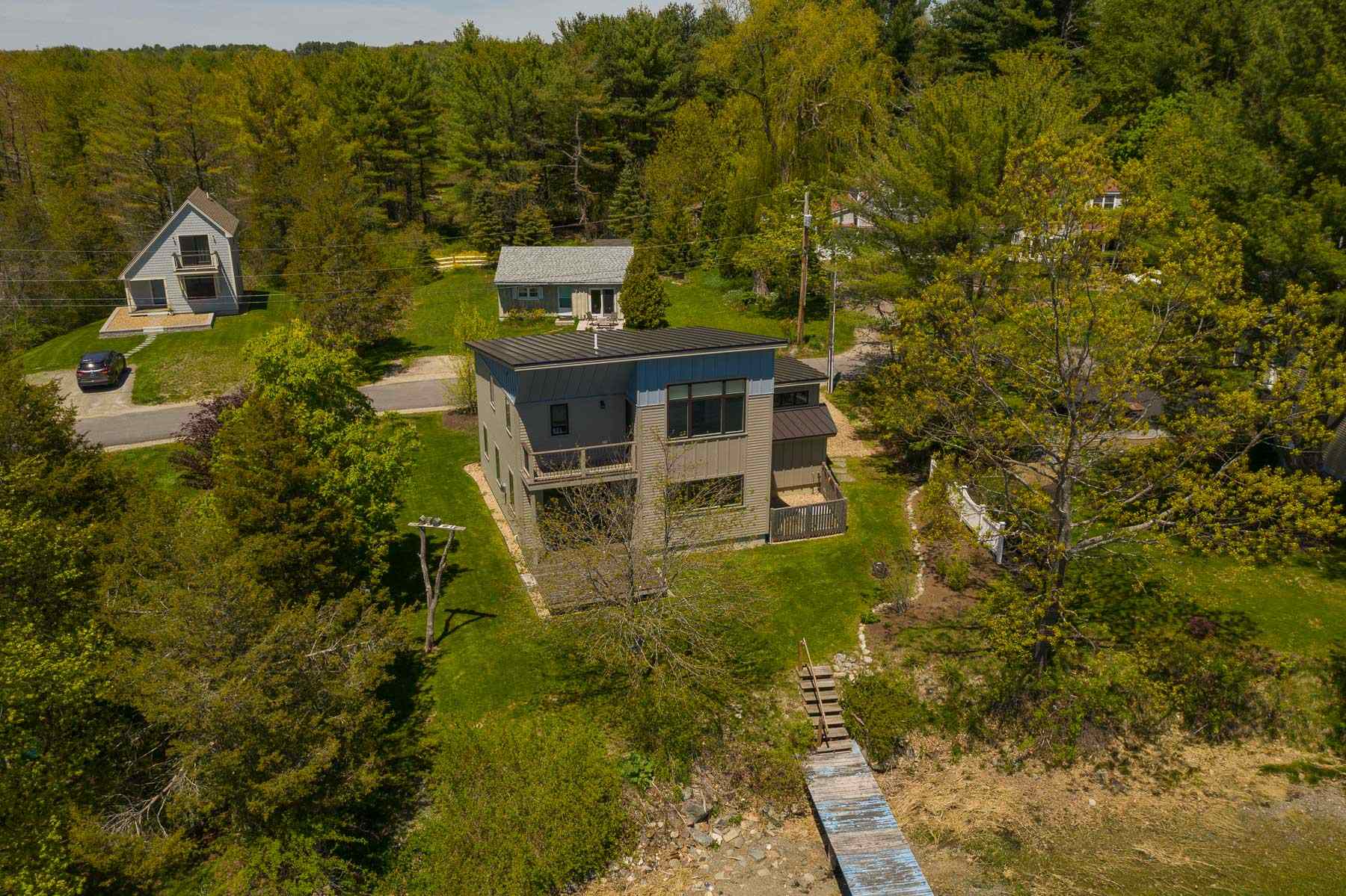 15-16 Cedar Point Road Durham, NH 03824 - Photo 4 of 40