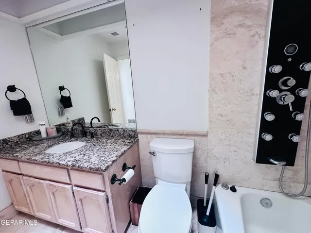 $475,000 | 5704 Verde Lagos Place, El Paso, TX 79932