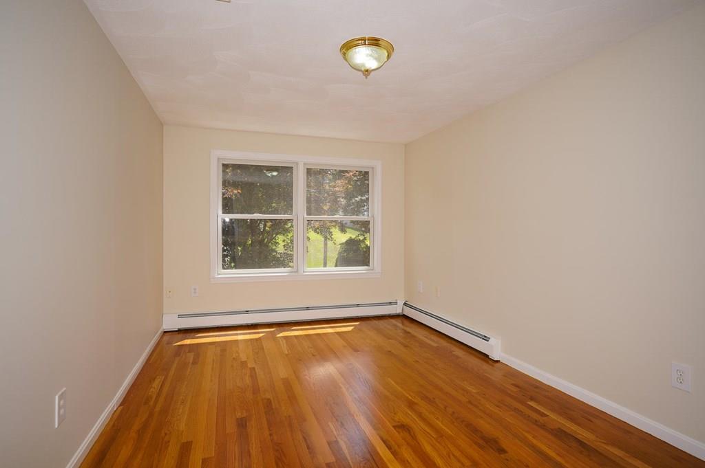 102 Drake Road Burlington, MA 01803 - Photo 18 of 41 Gallery Image 18