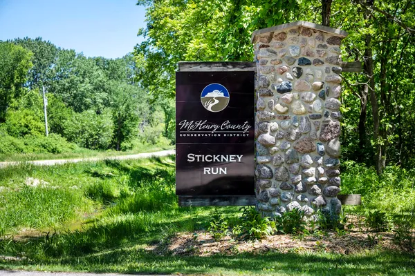 $328,990 | 6381 Juniper Drive, Wonder Lake, IL 60097