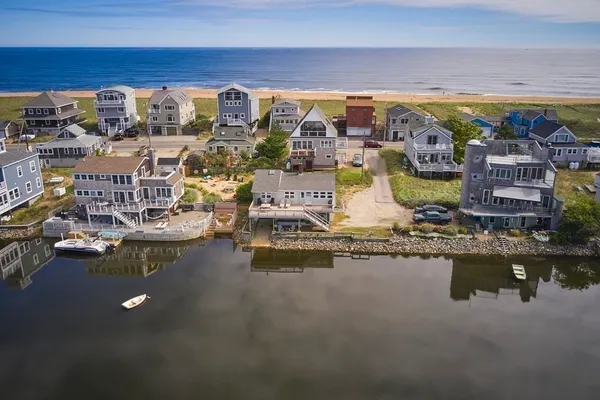 $3,000 | 4 28th Street, Unit WINTER, Newbury, MA 01951