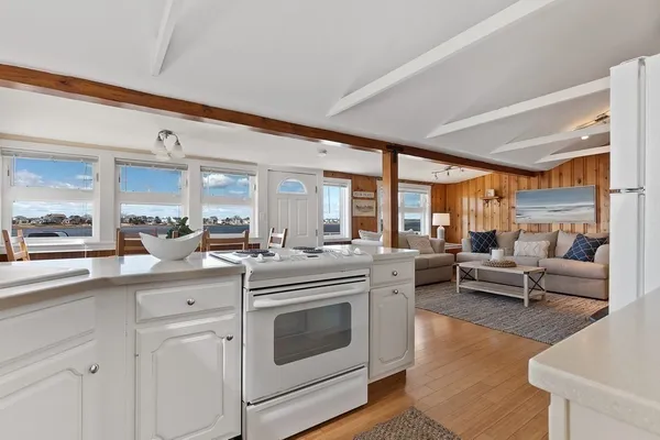 $3,000 | 4 28th Street, Unit WINTER, Newbury, MA 01951