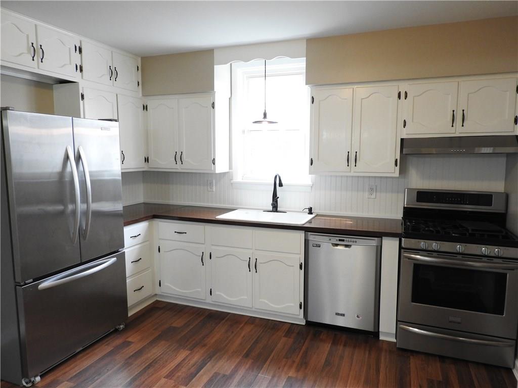 208 3rd Street Butler, PA 16001 - Photo 5 of 21