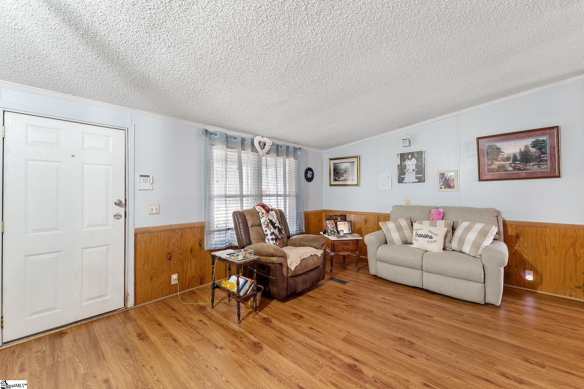 458 Looper Road Pelzer, SC 29669 - Photo 3 of 31