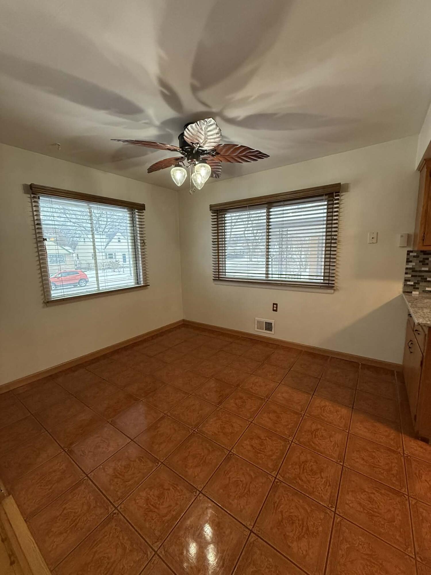 4547 North 67th Street Milwaukee, WI 53218 - Photo 15 of 37 78fa062b-84d2-4053-b2b9-67891a9b34e6