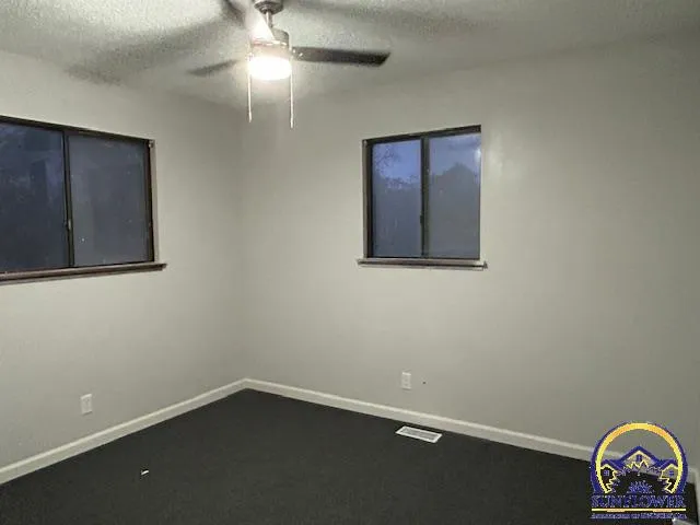 $174,900 | 3513 Southwest Moundview Drive, Topeka, KS 66614