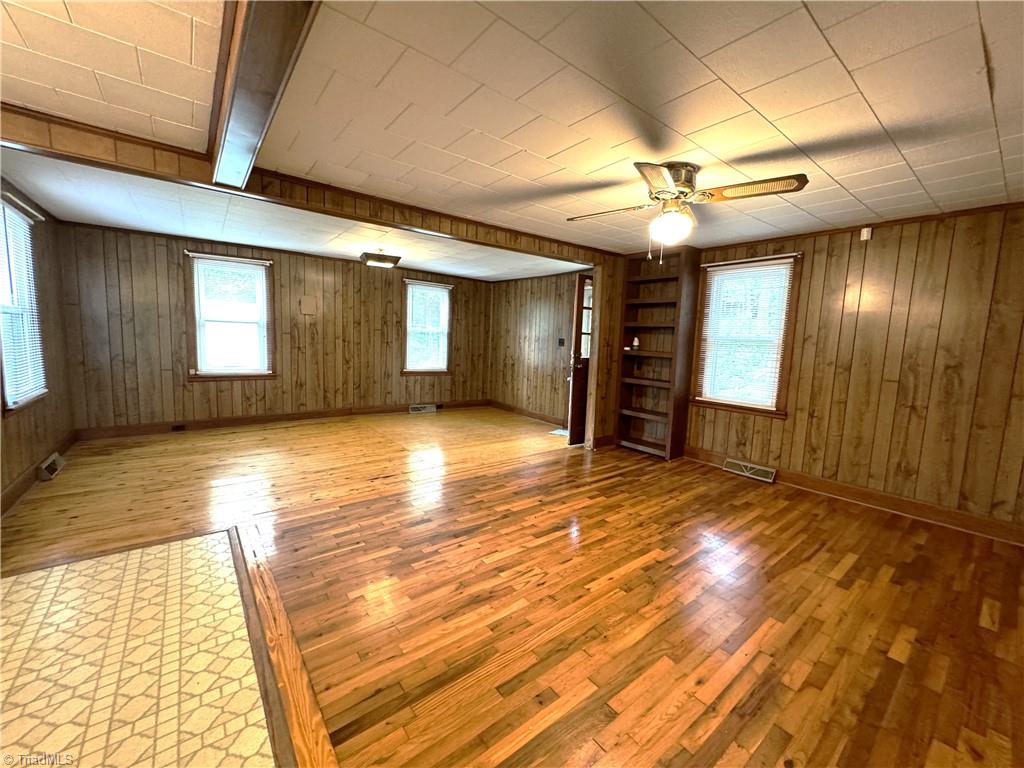 587 White Plains Road Roaring River, NC 28669 - Photo 11 of 21 Gallery Image 11