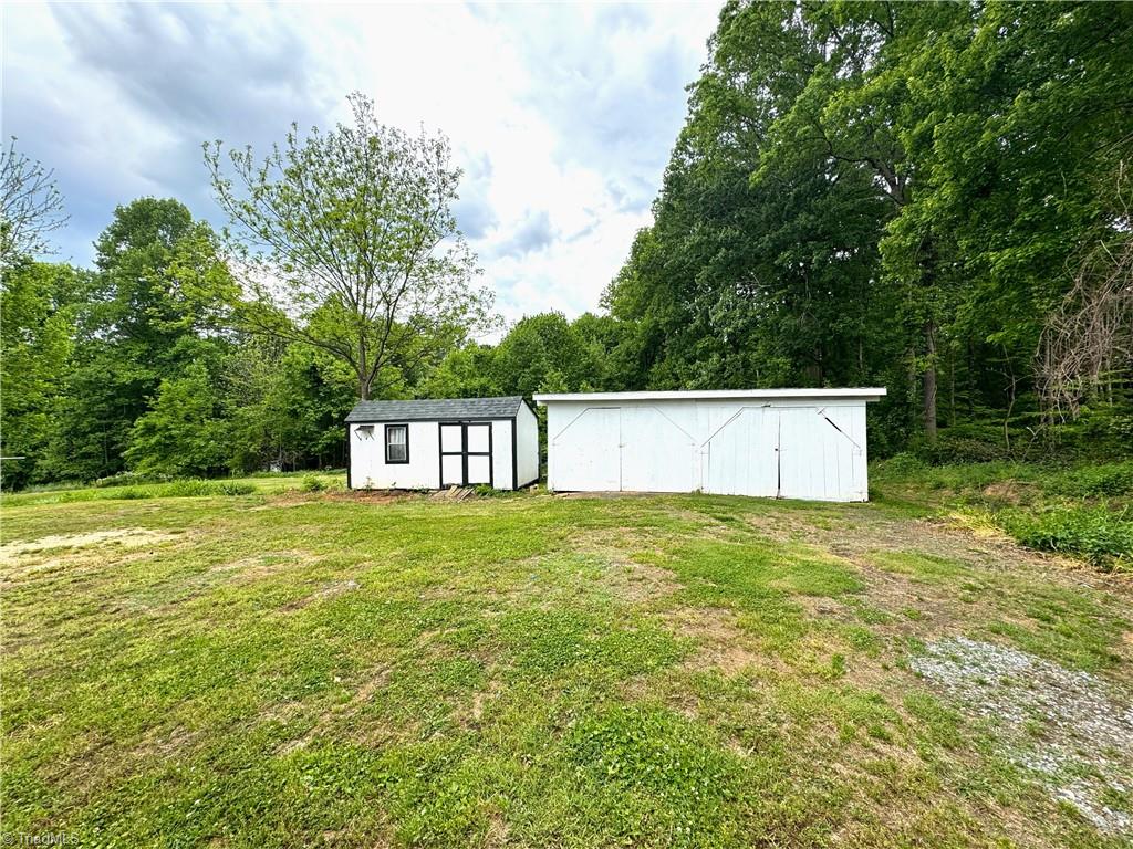 587 White Plains Road Roaring River, NC 28669 - Photo 4 of 21 Gallery Image 4