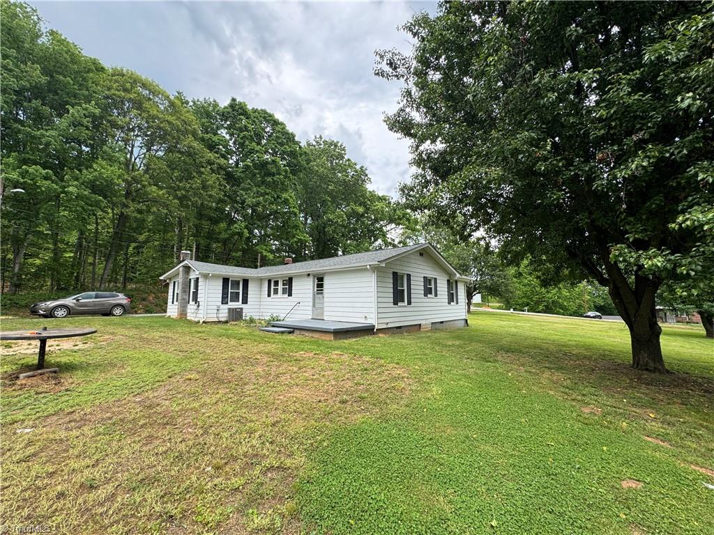 587 White Plains Road Roaring River, NC 28669 - Photo 6 of 21 Gallery Image 6