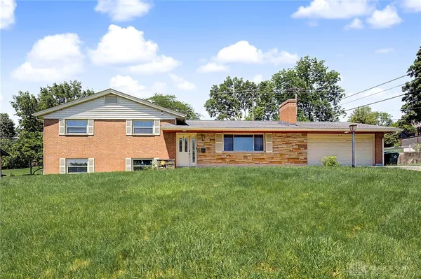 $330,000 | 617 Stoneybrook Drive, Dayton, OH 45429