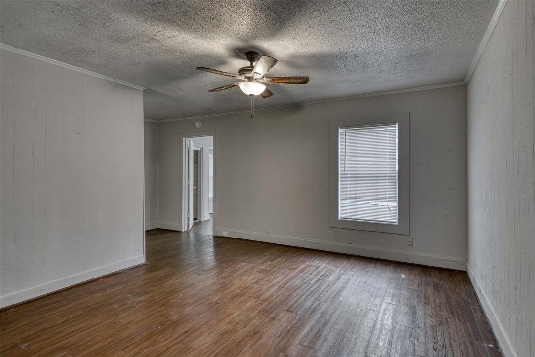 1505 Echols Street, Unit B Bryan, TX 77801 - Photo 11 of 17