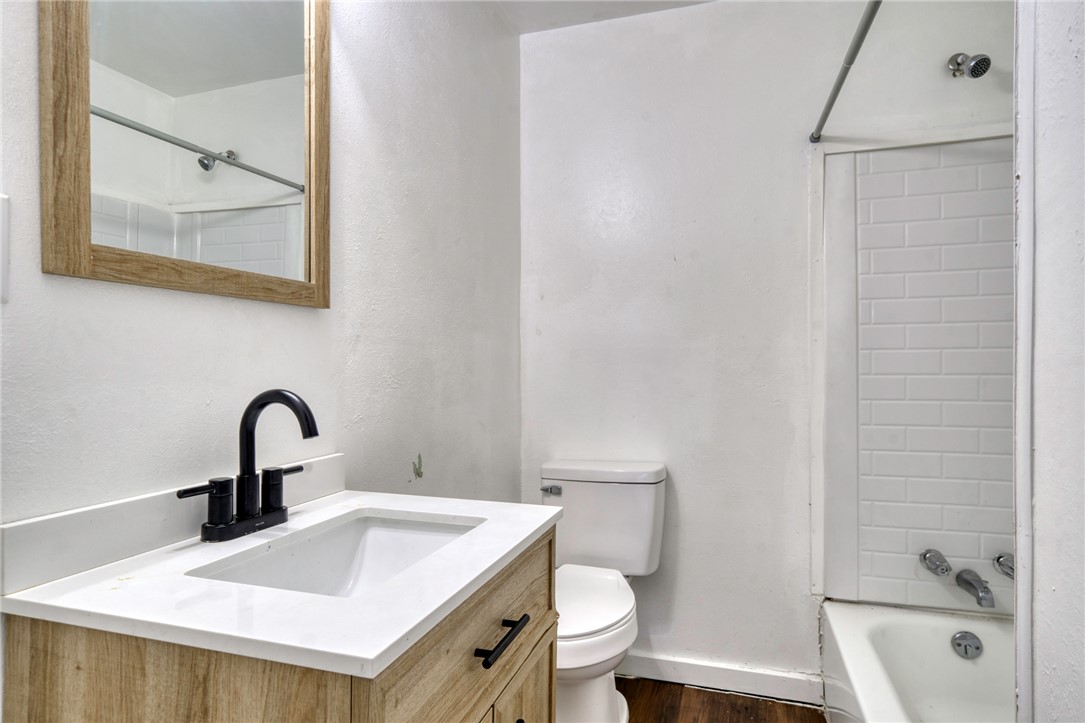 1505 Echols Street, Unit B Bryan, TX 77801 - Photo 12 of 17