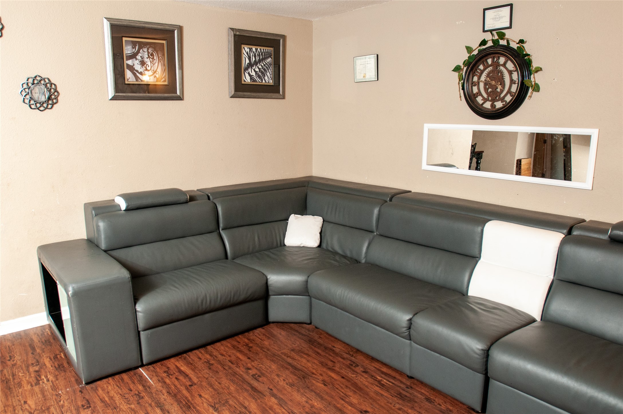 1601 Harris Street Wharton, TX 77488 - Photo 36 of 36 a living room with furniture and a window