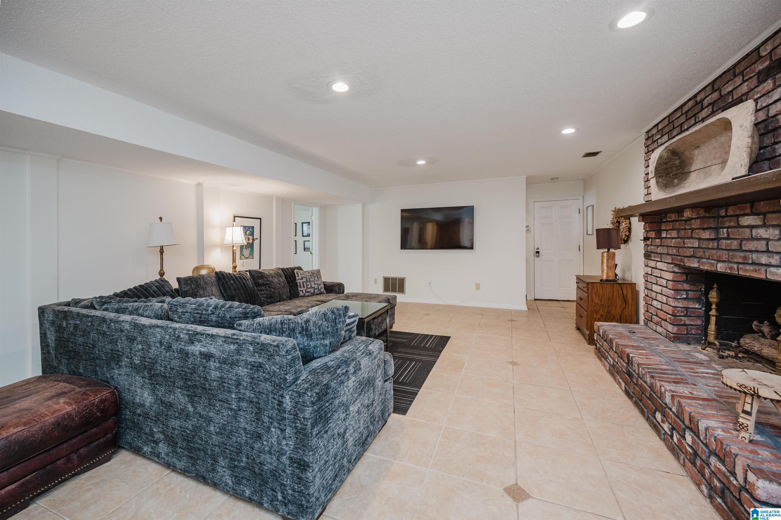 3757 Rockhill Road Birmingham, AL 35223 - Photo 36 of 50