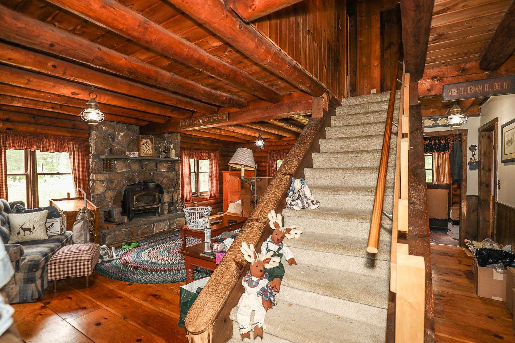 207 S Road Deerfield, NH 03037 - Photo 22 of 37