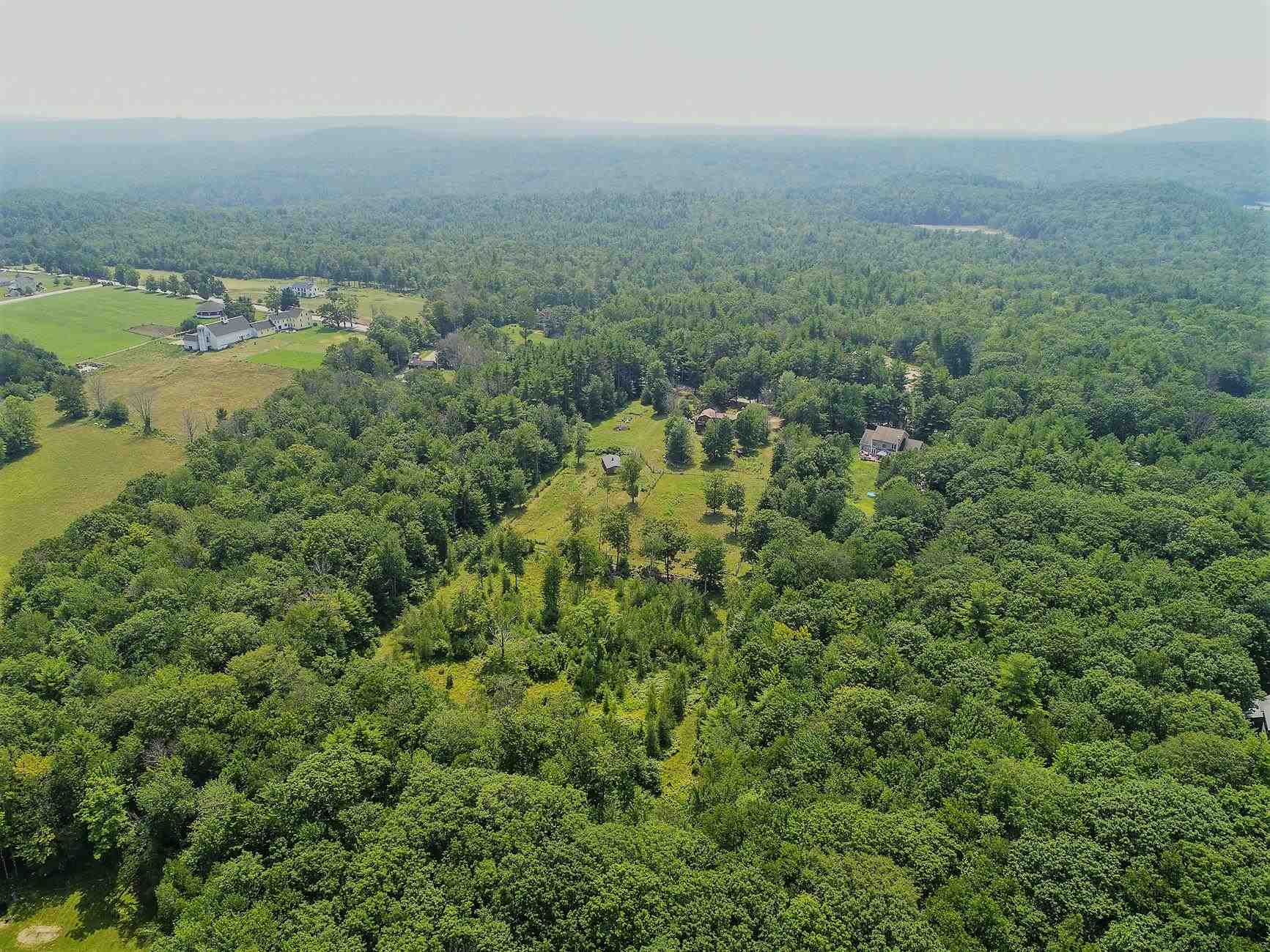 207 S Road Deerfield, NH 03037 - Photo 35 of 37