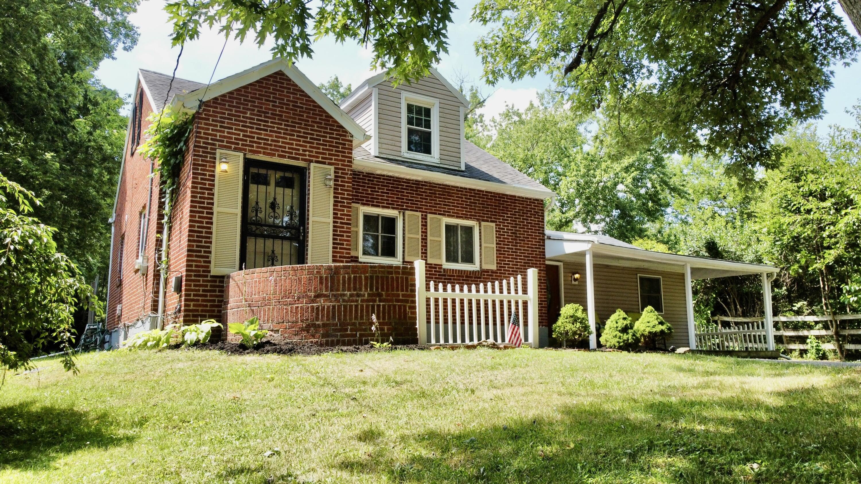2763 Dayton Springfield Road Springfield, OH 45506 - Photo 1 of 25 Front of House