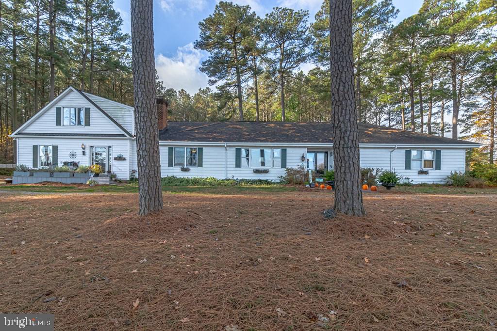 405 Courtney Lane Callao, VA 22435 - Photo 56 of 60 a house view with a outdoor space